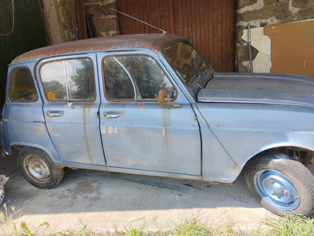 Pièces RENAULT 4 (R4) tl LesAnciennes.com