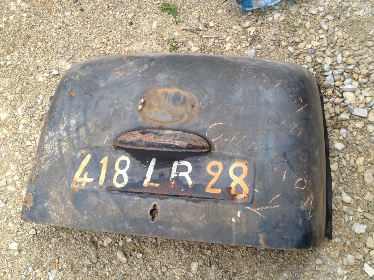 Malle CITROEN Traction 11 BL LesAnciennes.com