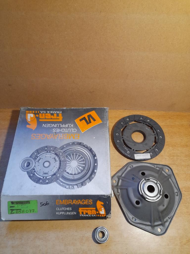 Kit embrayage Austin mini 1275 GT 1300 1300 858077 LesAnciennes.com