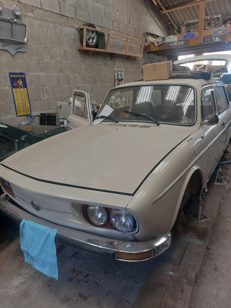 VOLKSWAGEN 1600 Variant - 1973 LesAnciennes.com