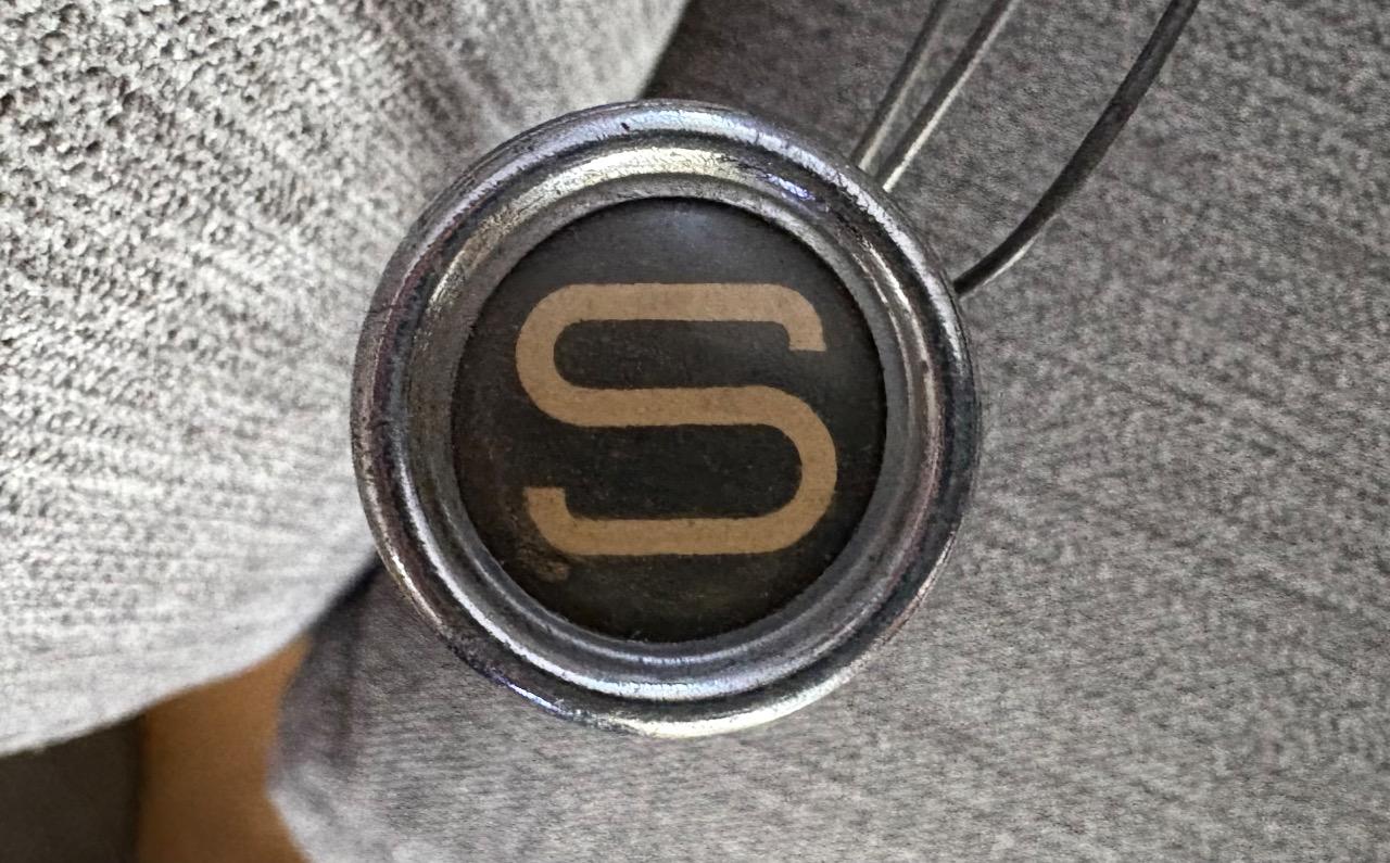 Tirette CITROEN Traction LesAnciennes.com