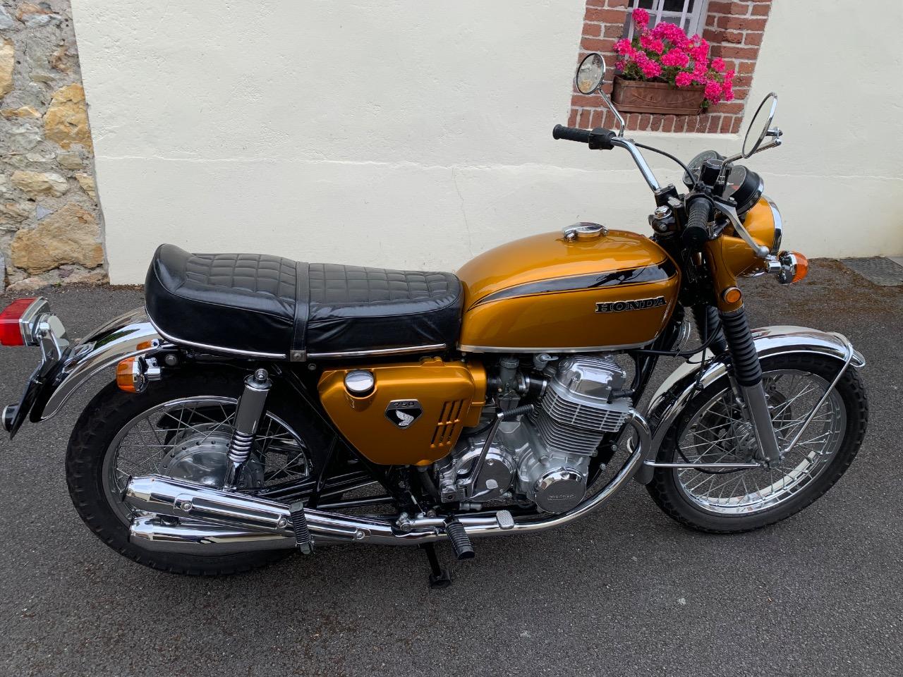HONDA CB 750 Four K0 - 1970 LesAnciennes.com