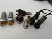 image_1-Lot douilles porte ampoules autos,voyants.