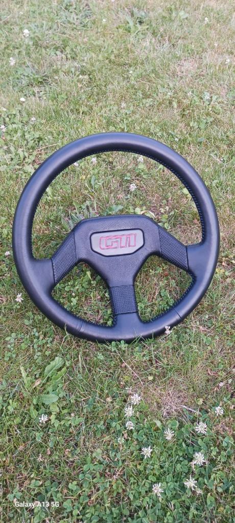 VOLANT CUIR NEUF PEUGEOT 205 LesAnciennes.com