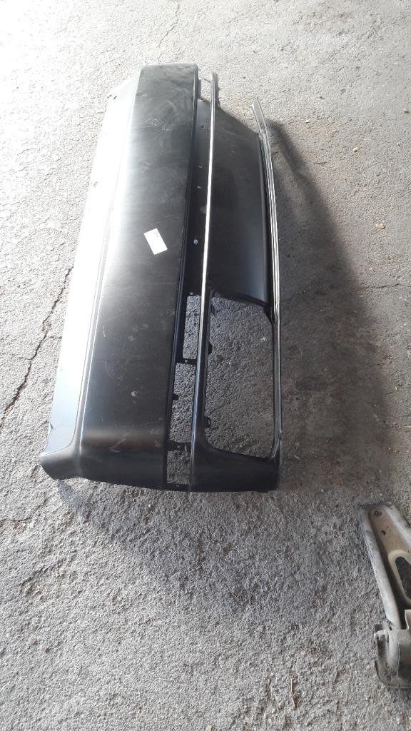 Pièces NISSAN vanette de 1990 LesAnciennes.com