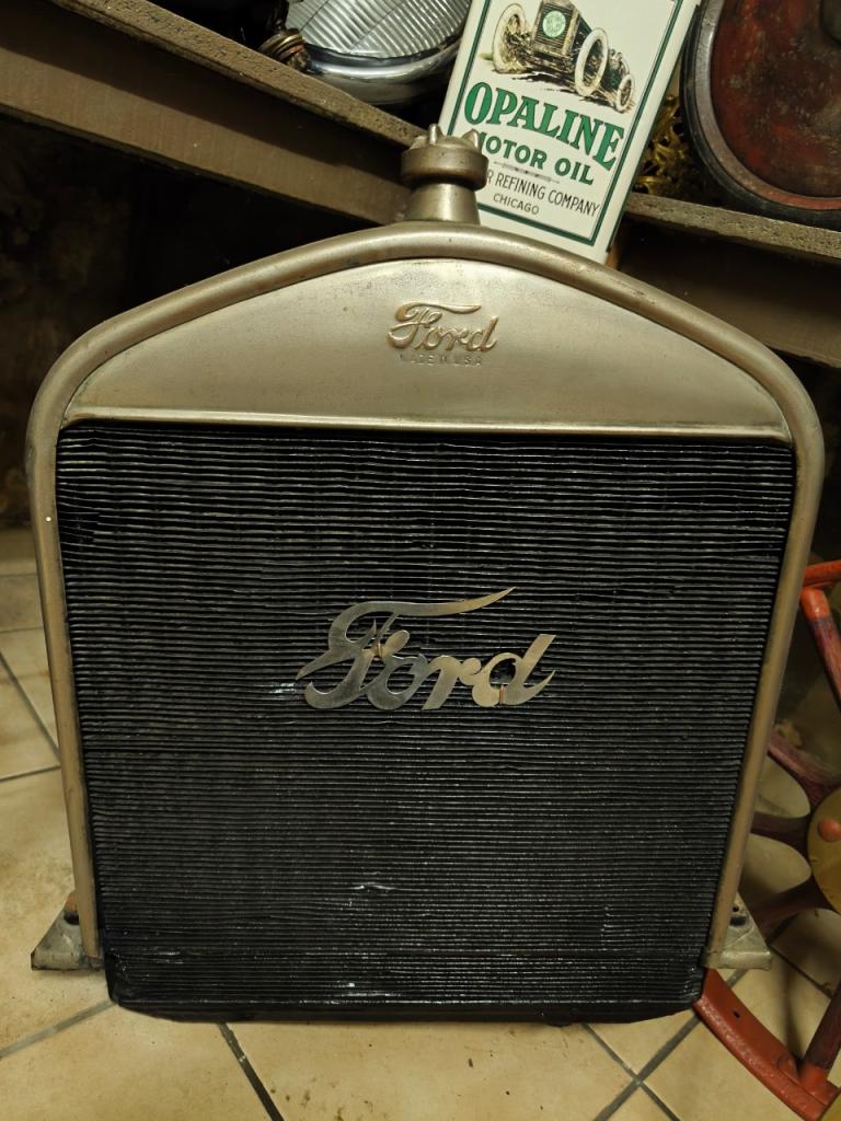 Radiateur FORD T LesAnciennes.com