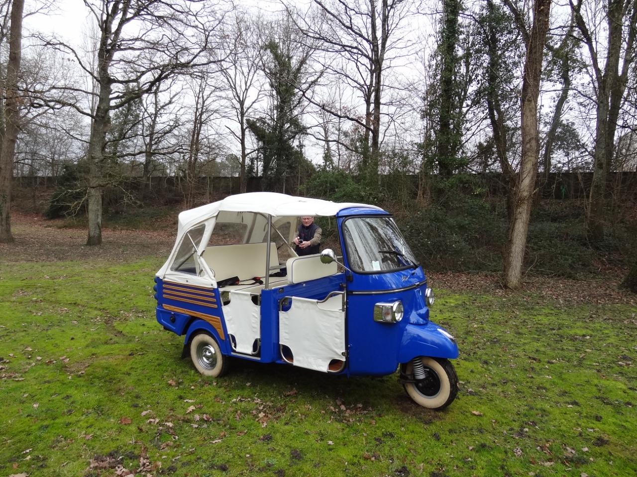 PIAGGIO APE TUCK TUCK LesAnciennes.com