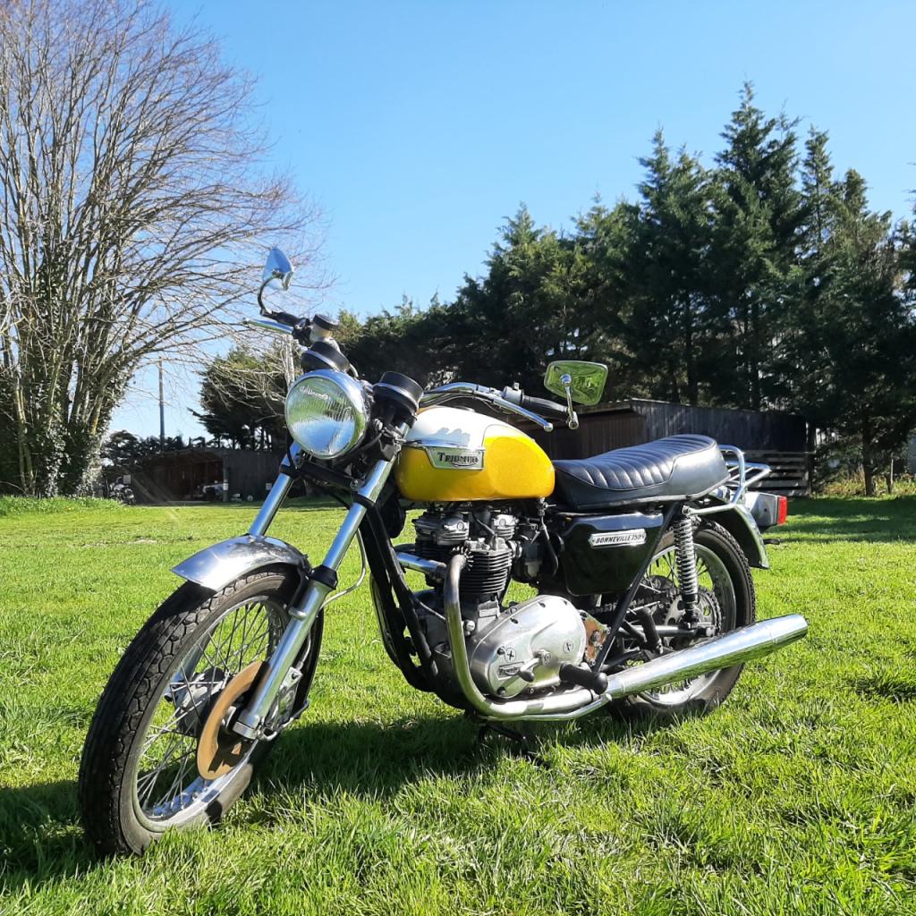 TRIUMPH Bonneville T140 US - 1977 LesAnciennes.com