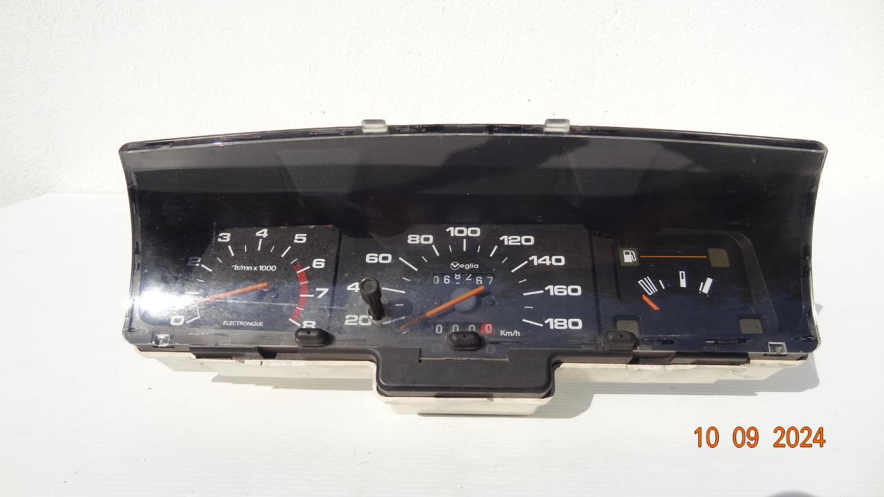 Lot de pièces PEUGEOT 205 GT LesAnciennes.com