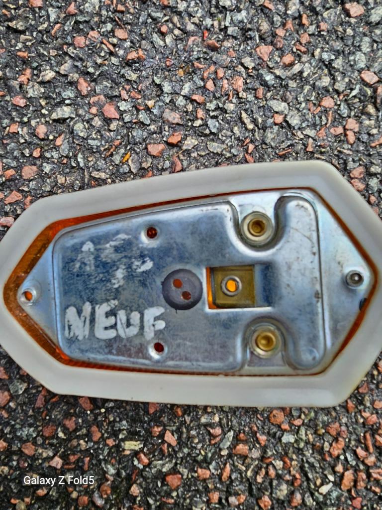 Clignotant CITROEN Méhari LesAnciennes.com