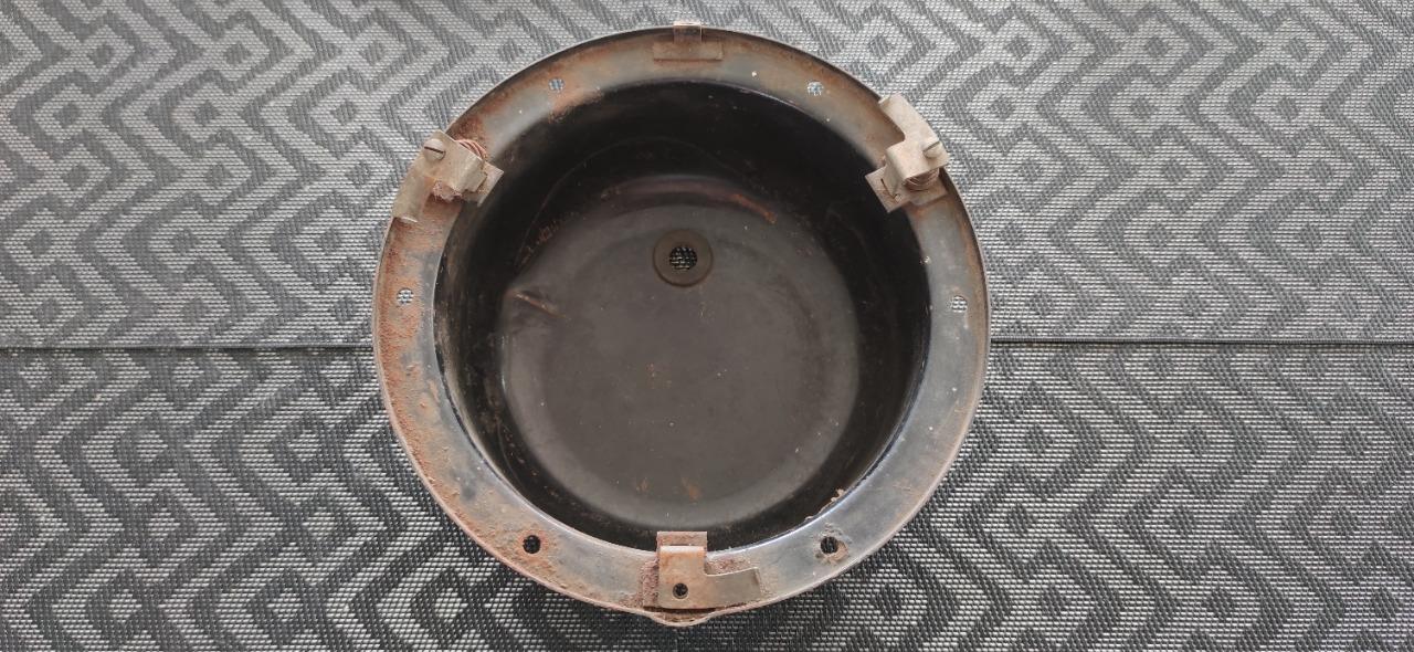 Bol / cuvelage de phare PEUGEOT 203 LesAnciennes.com