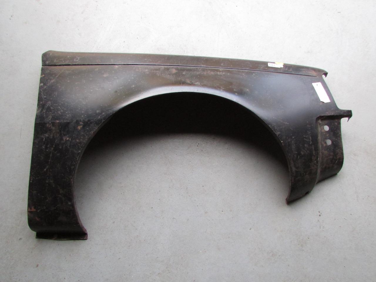 Aile avant droite RENAULT 14 (R14) série 2 LesAnciennes.com