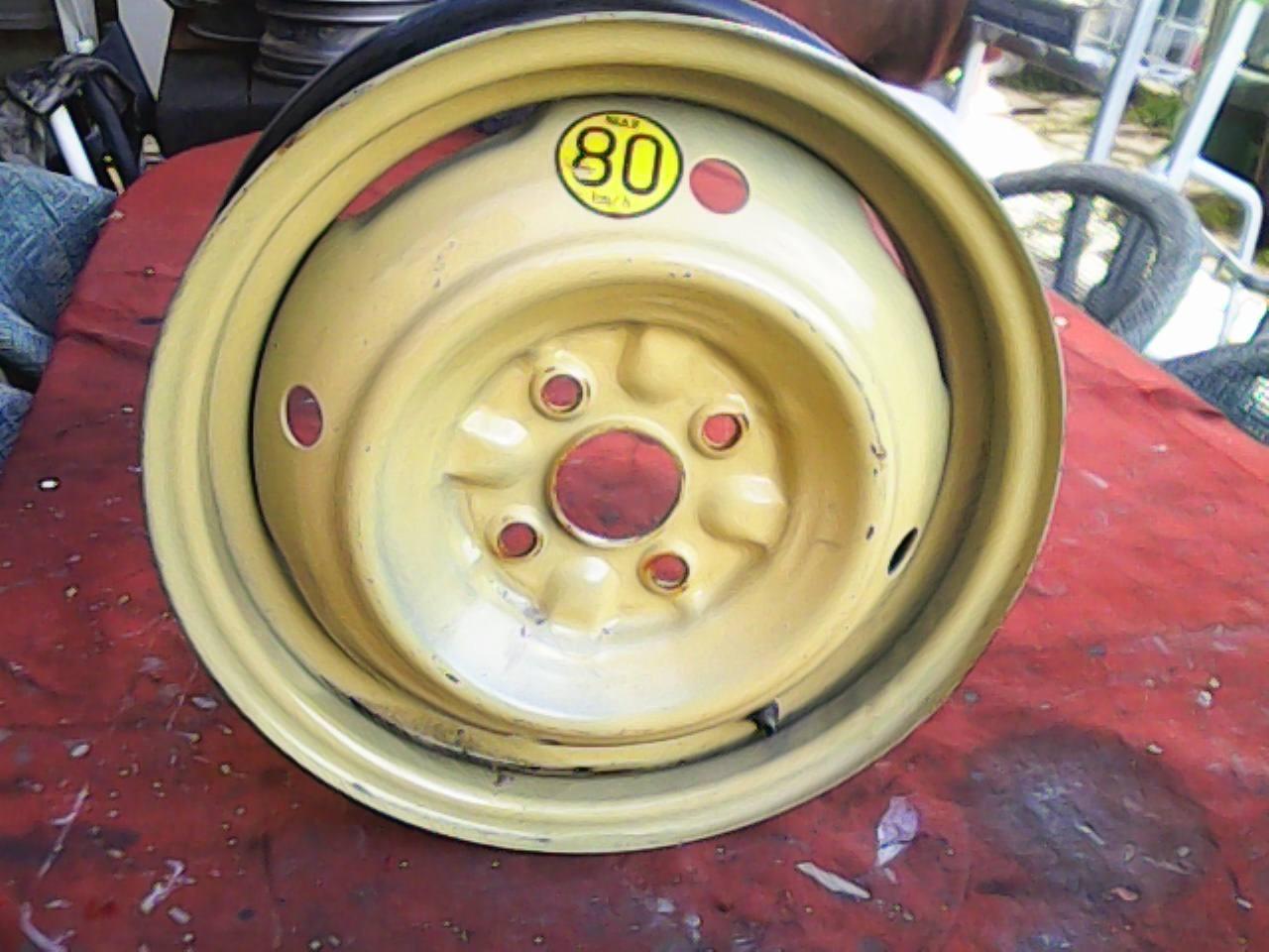 TOYOTA jante roue de secours j adaptable 105 D 14 LesAnciennes.com