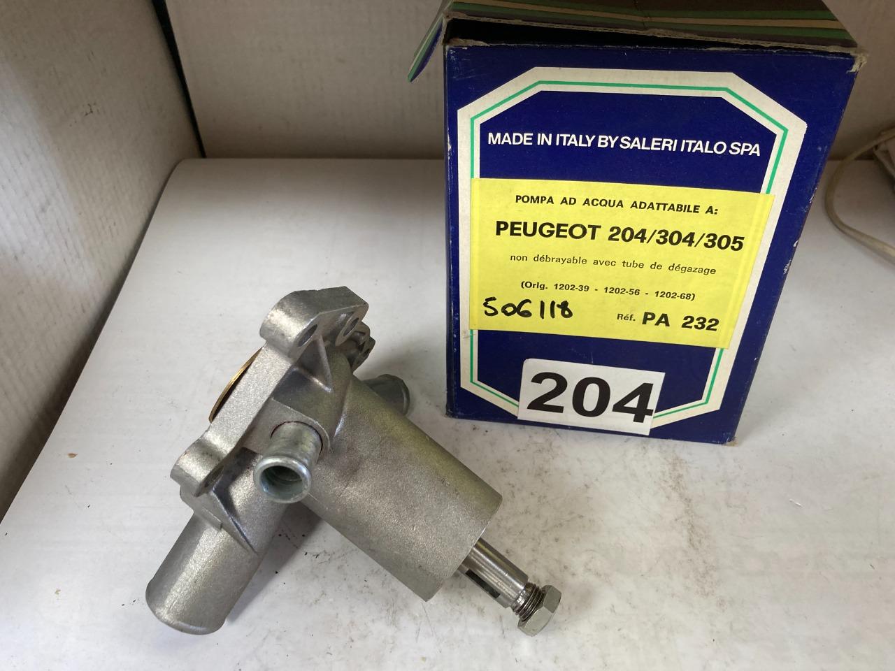 Pompe à eau neuve PEUGEOT 204 304 LesAnciennes.com