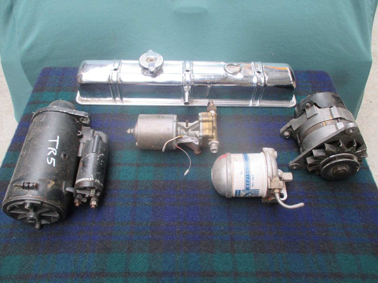 Cache culbuteurs TRIUMPH TR5 TR5 / TR6 LesAnciennes.com