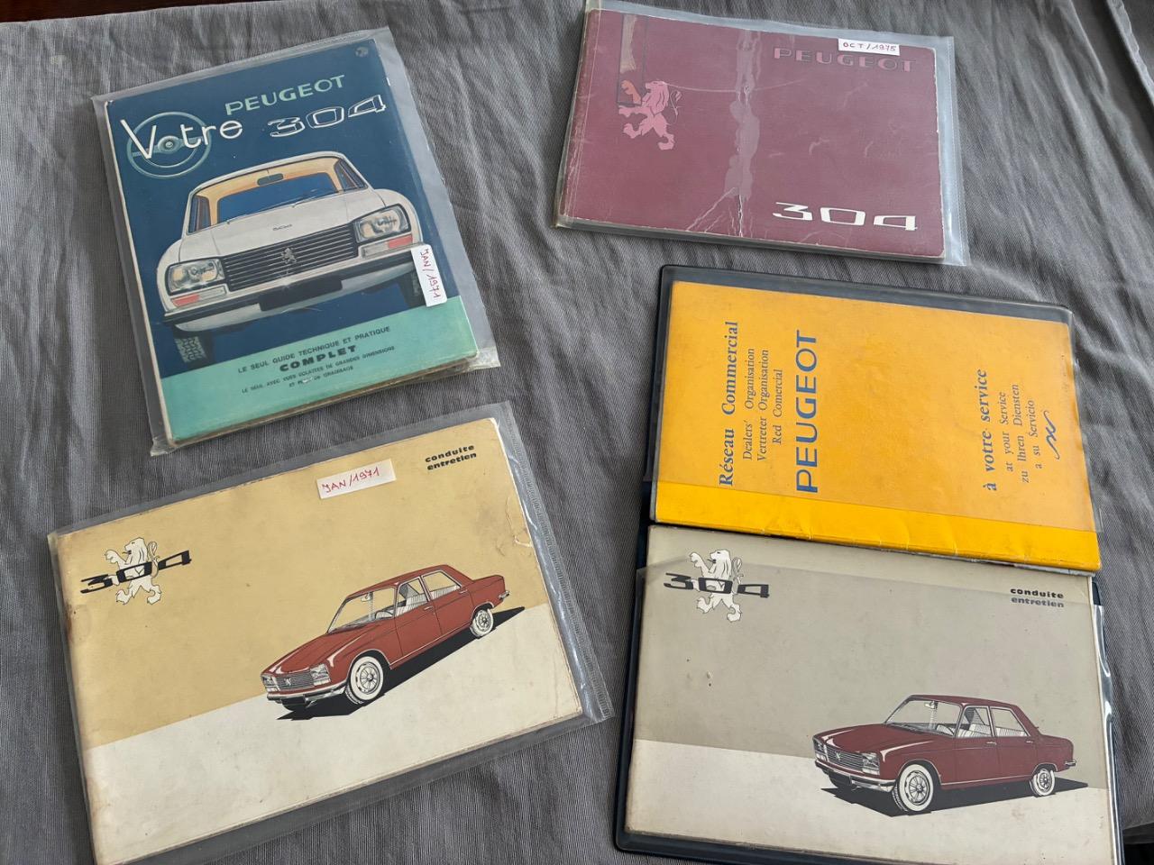 Lot livre technique notice Peugeot 304 LesAnciennes.com