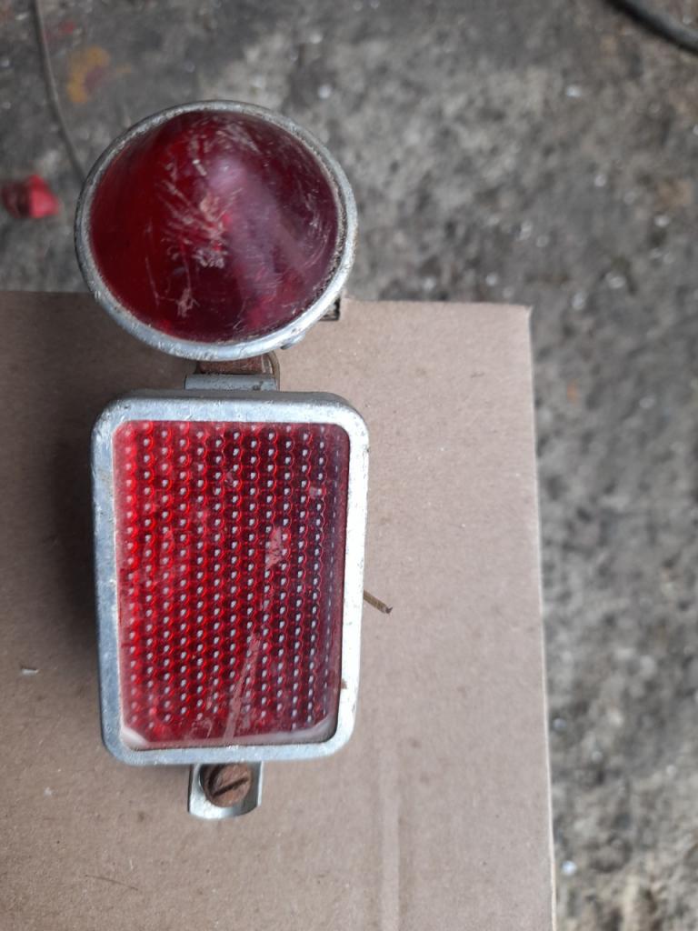 Feux AR DIVERS divers divers LesAnciennes.com