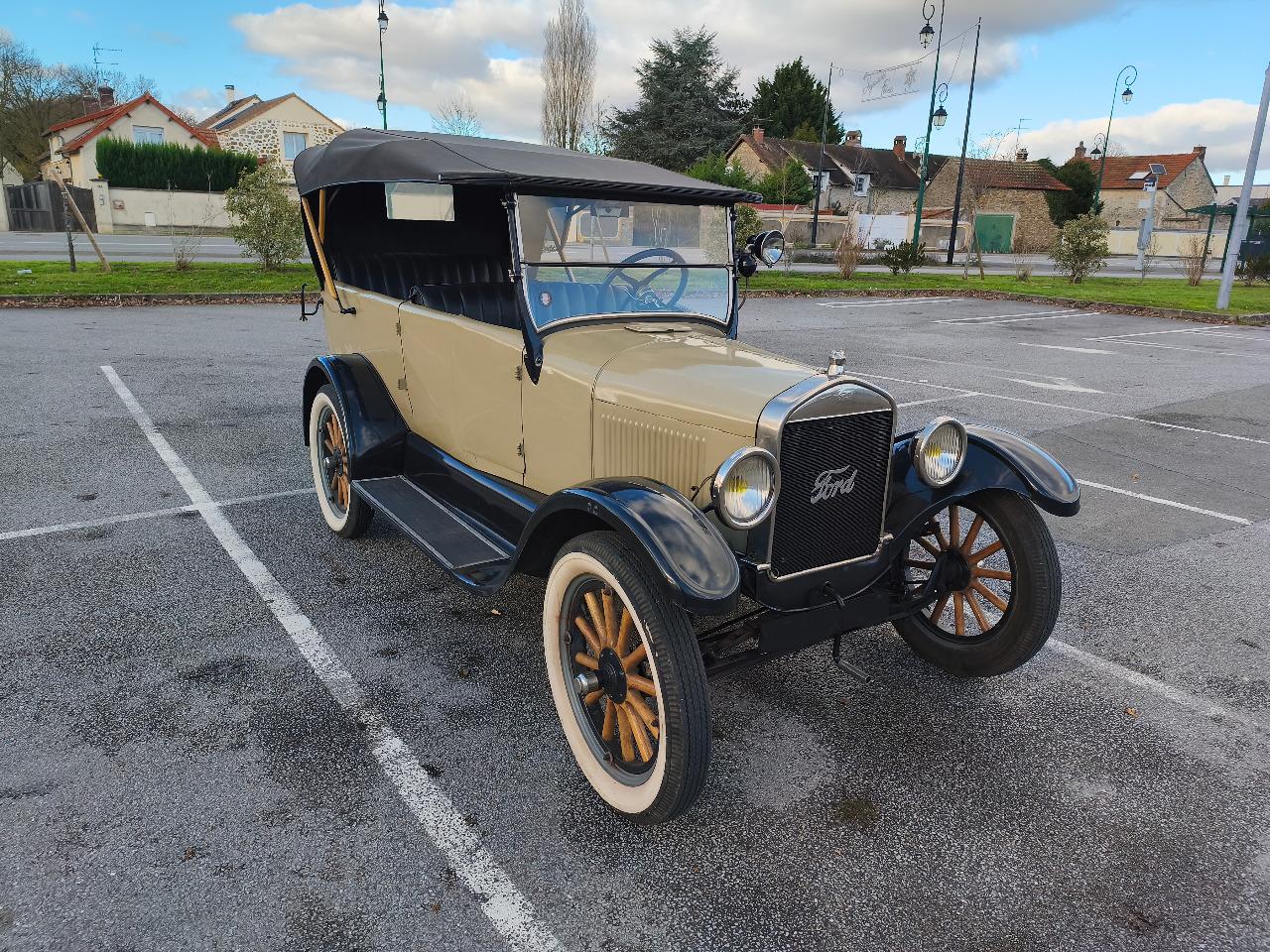 FORD T Torpédo - 1926 LesAnciennes.com