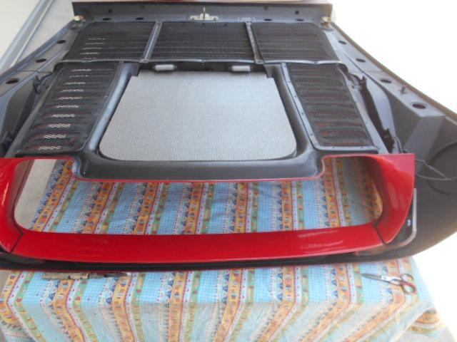 Insonorisant du capot arrière Ferrari 512 TR LesAnciennes.com