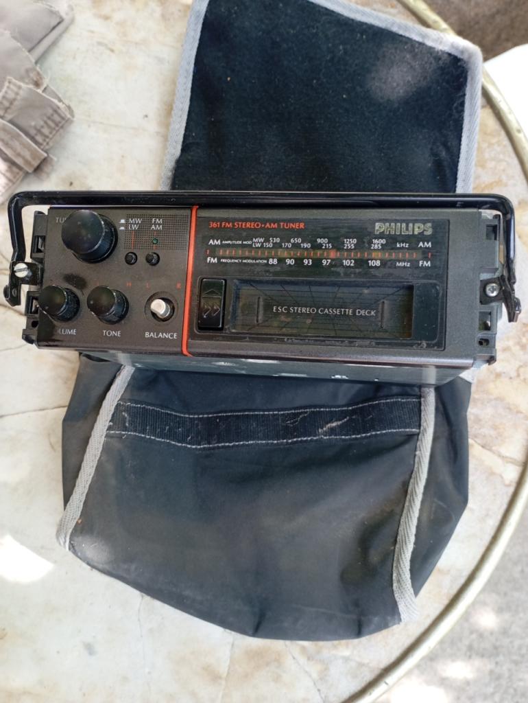 AUTO RADIO CASSETTES LesAnciennes.com