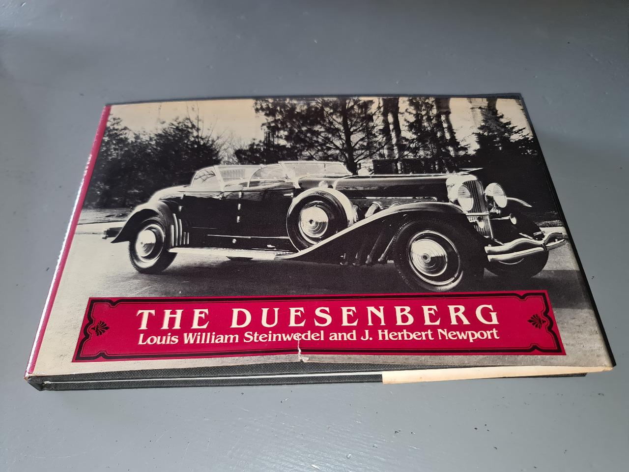 The Duesenberg livre automobile LesAnciennes.com
