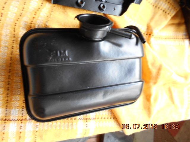 Reservoir d' eau Lamborghini Espada LesAnciennes.com