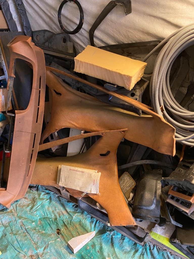 Lot de pièces PORSCHE 928 LesAnciennes.com