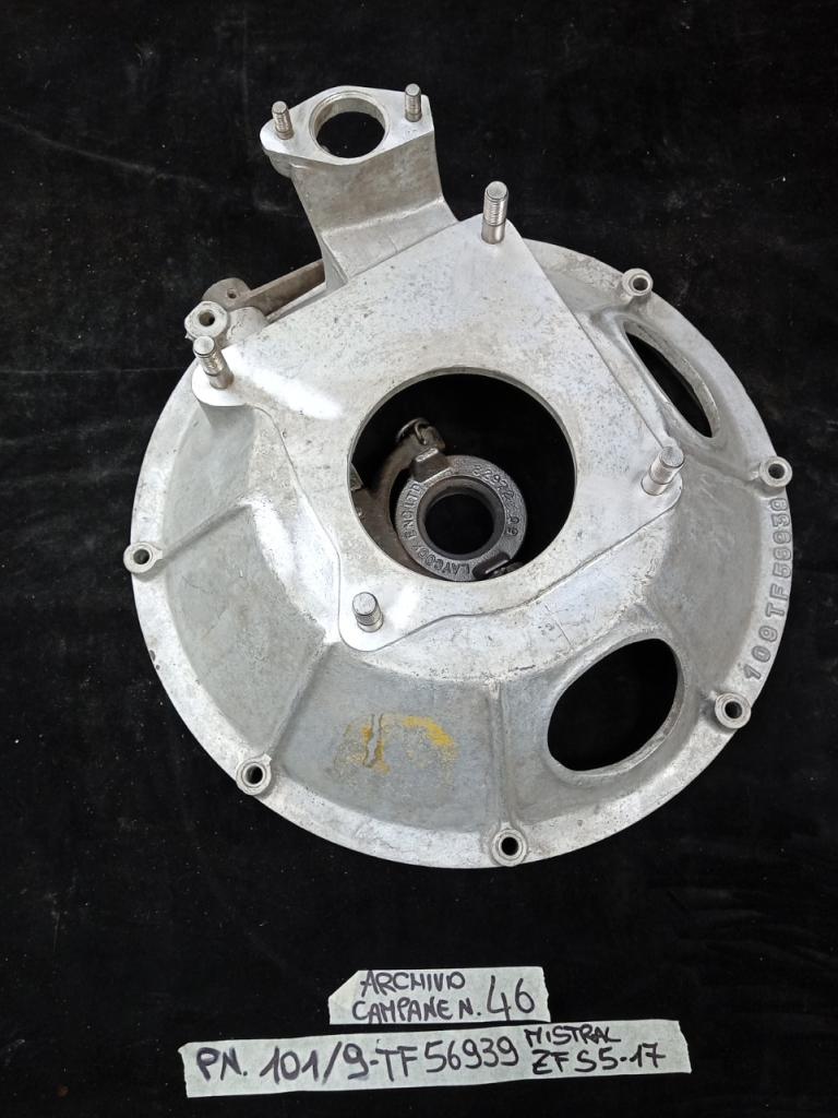 Carter d'embrayage pour Maserati Mistral LesAnciennes.com