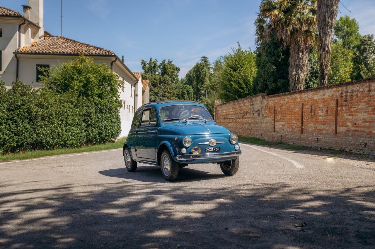 1960 Fiat Nuova 500 LesAnciennes.com