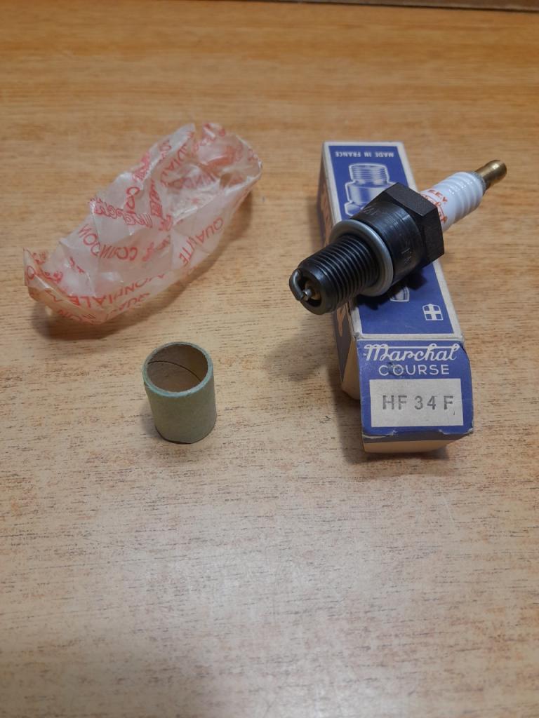 Bougie Marchal HF34Fcourse Ferrari 250GT LesAnciennes.com