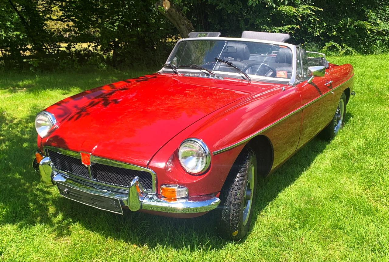 MG MGB cabriolet - 1978 LesAnciennes.com
