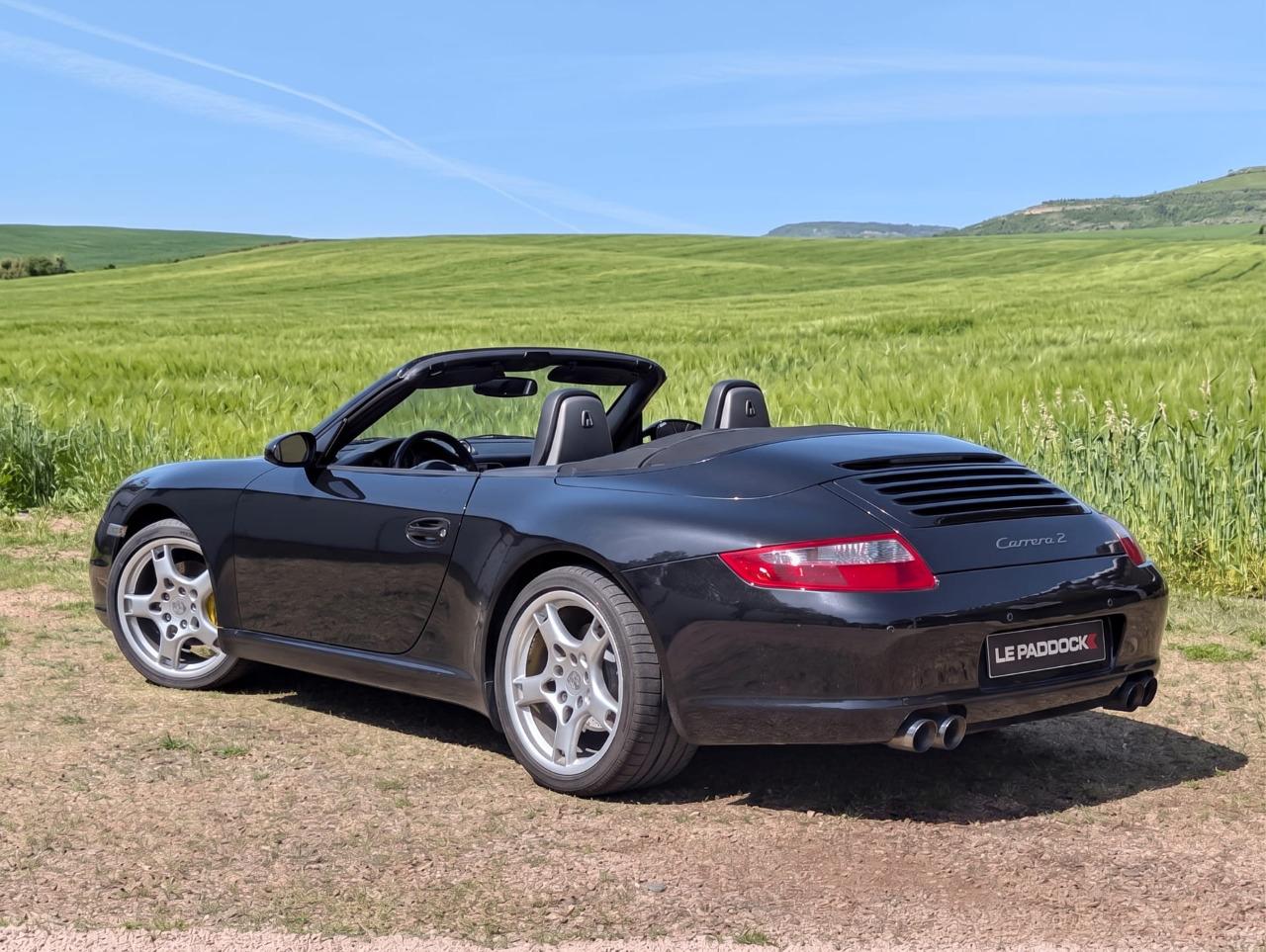 PORSCHE 997 Carrera 2 Cabriolet - 2005 LesAnciennes.com