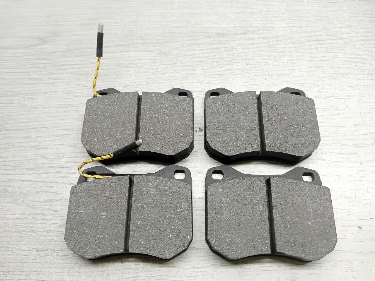 1217 PLAQUETTES FREIN AVANT PEUGEOT 604 TAGORA LesAnciennes.com