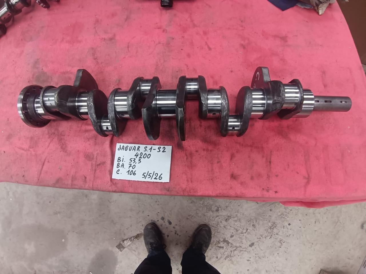 Vilebrequin Jaguar XJ6 s1/s2 4.2 LesAnciennes.com