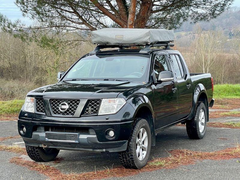 NISSAN NAVARA Double cabine LesAnciennes.com