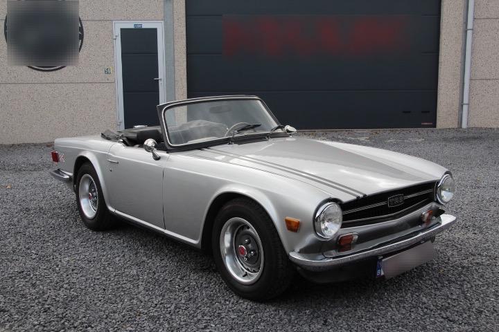 TRIUMPH TR6 Carbu - 1975 LesAnciennes.com