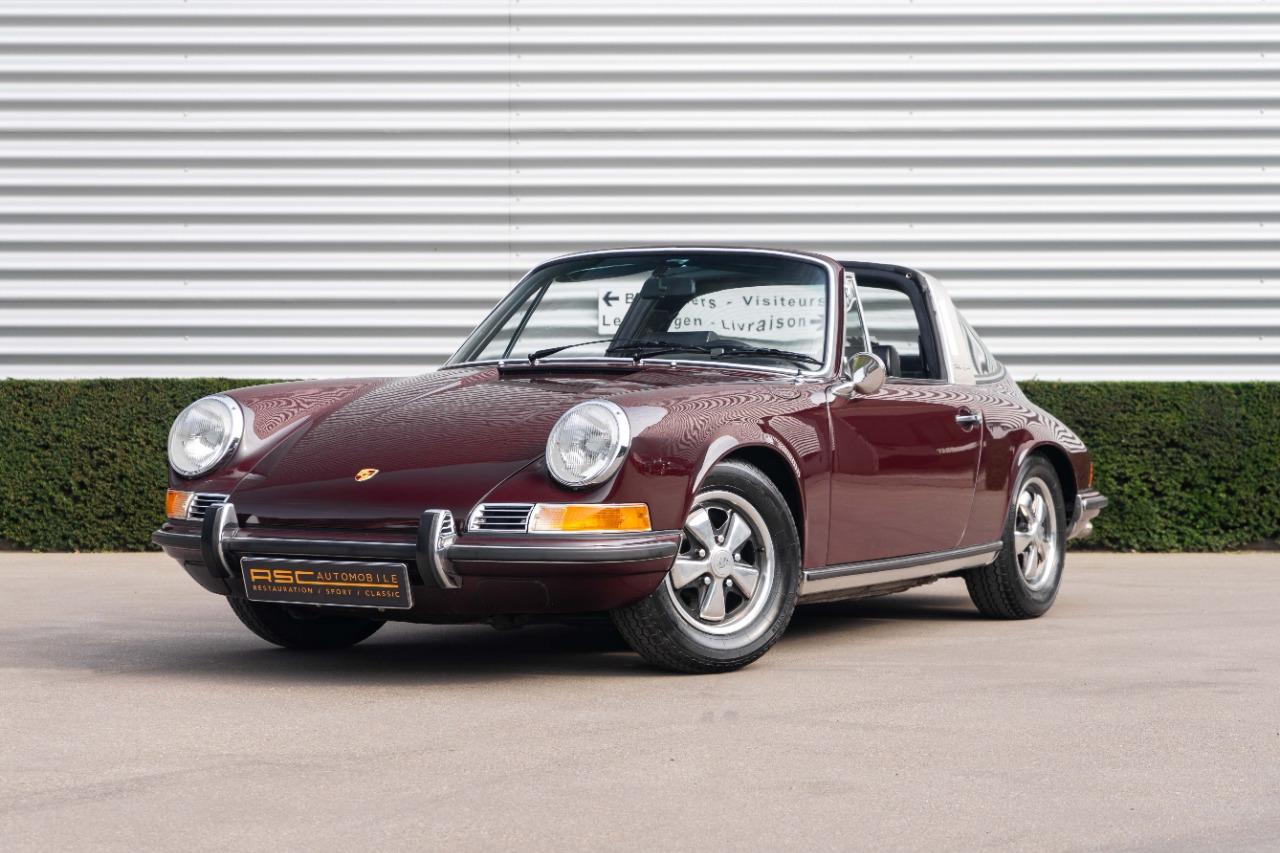 PORSCHE 911 911 2.2T TARGA - 1971 LesAnciennes.com