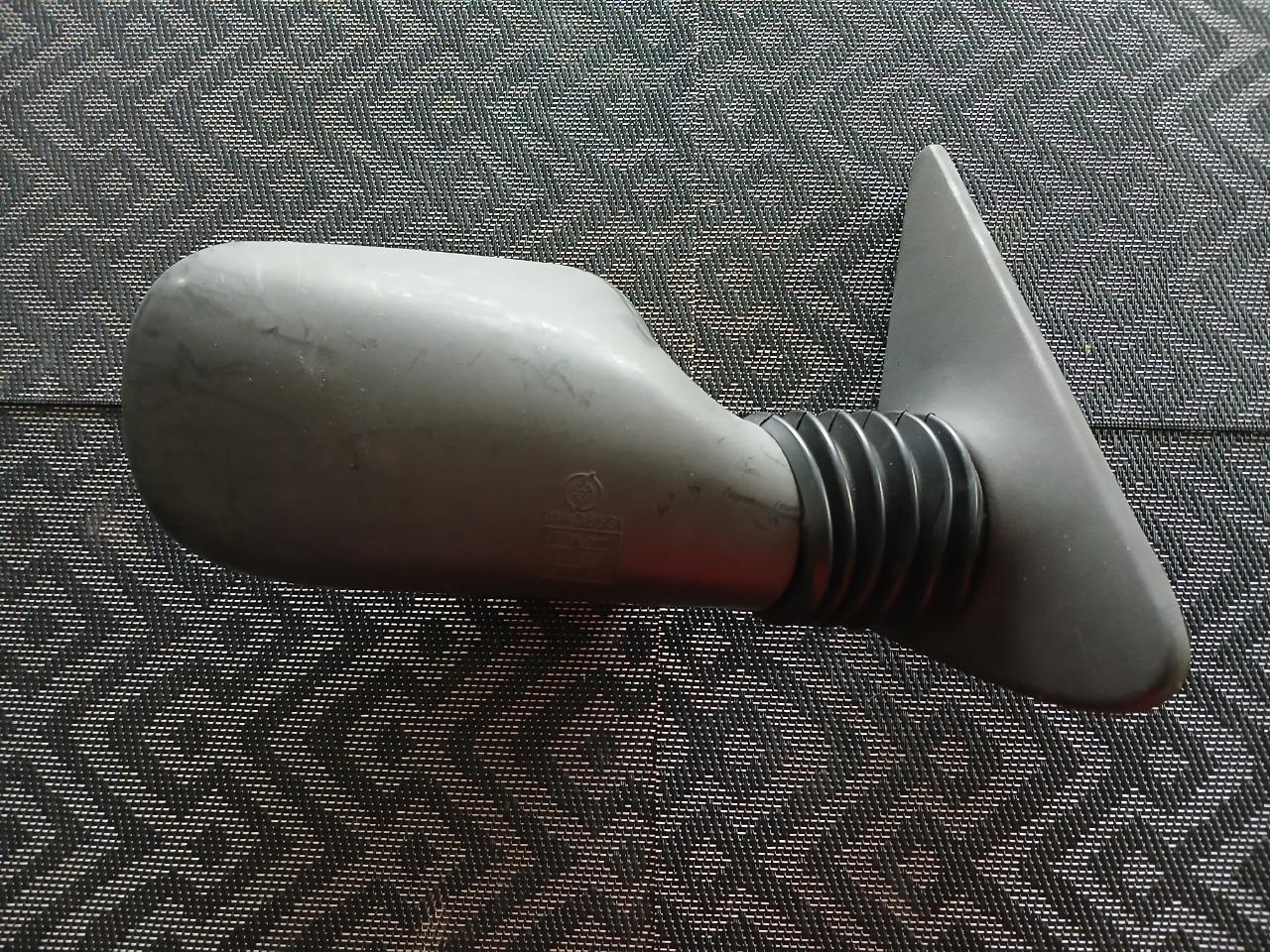 Rétroviseur droit VITALONI PEUGEOT 205 GTI LesAnciennes.com