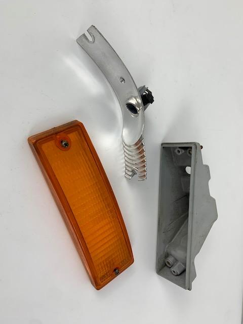 Clignotant Avant Bosch Porsche 911 modèle G SC 3.2 LesAnciennes.com