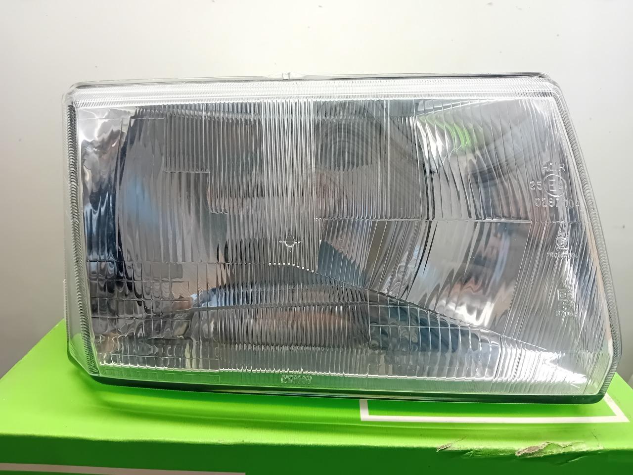 082355 PHARE AVANT DROIT RENAULT ESPACE 1 TYPE J11 LesAnciennes.com