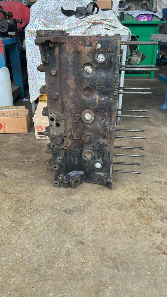 Bloc moteur Jaguar 4.2 LesAnciennes.com