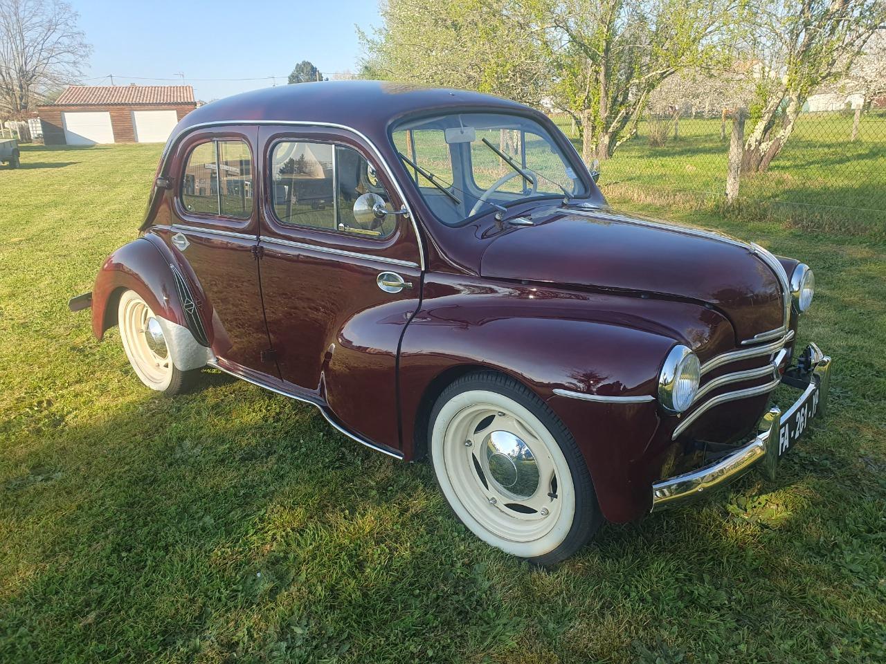 RENAULT 4CV - 1956 LesAnciennes.com