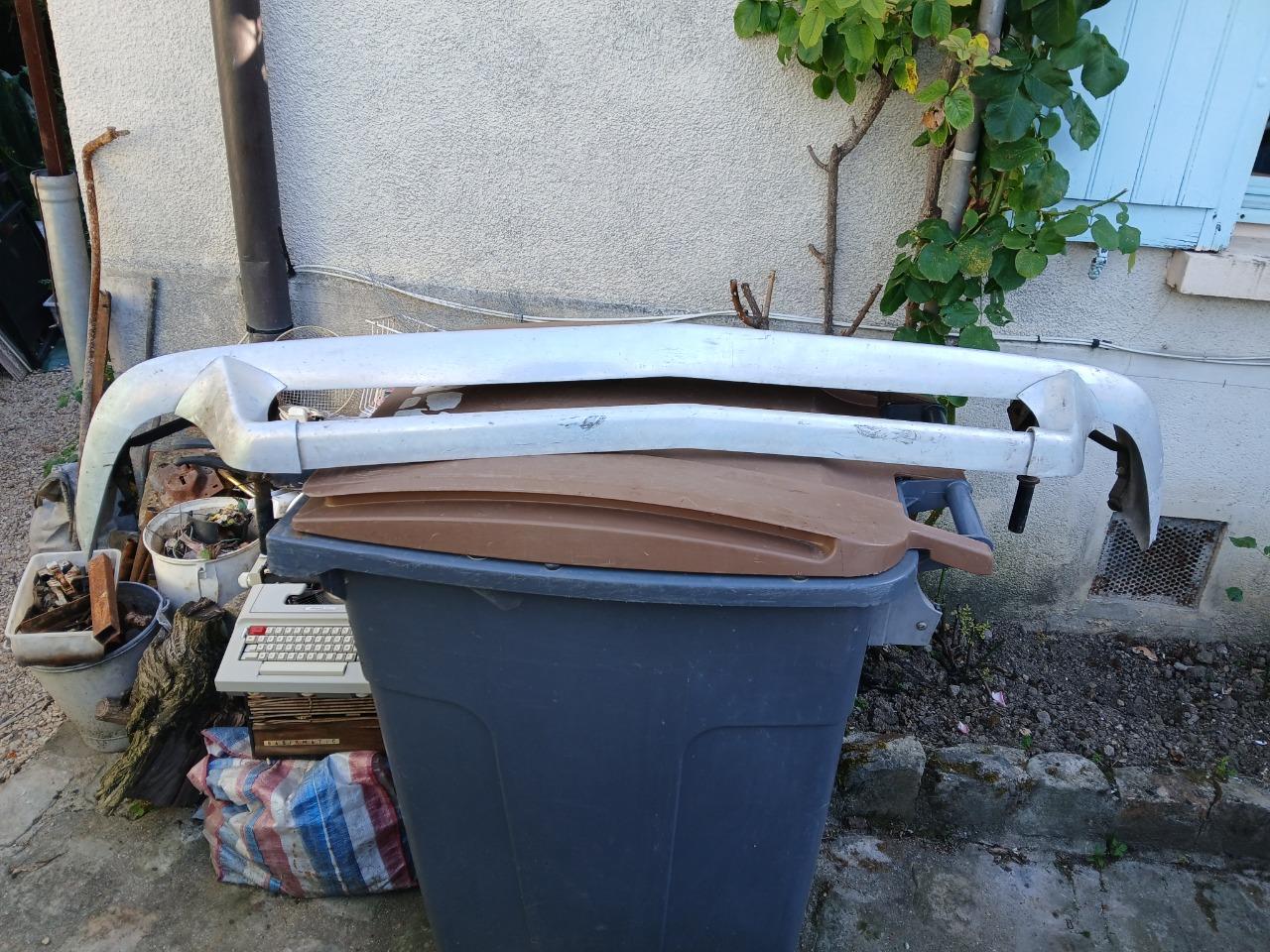 Pare choc arrière NEUF EN ALUMINIUM ces CITROEN ID LesAnciennes.com