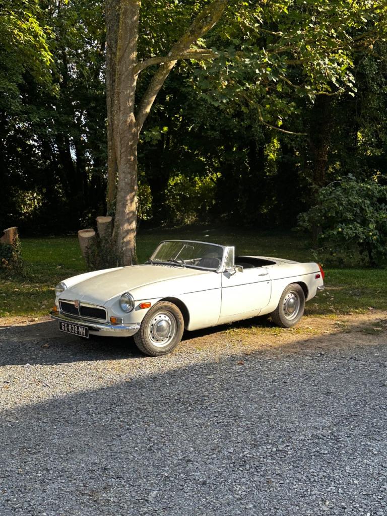 MG MGB - 1979 LesAnciennes.com