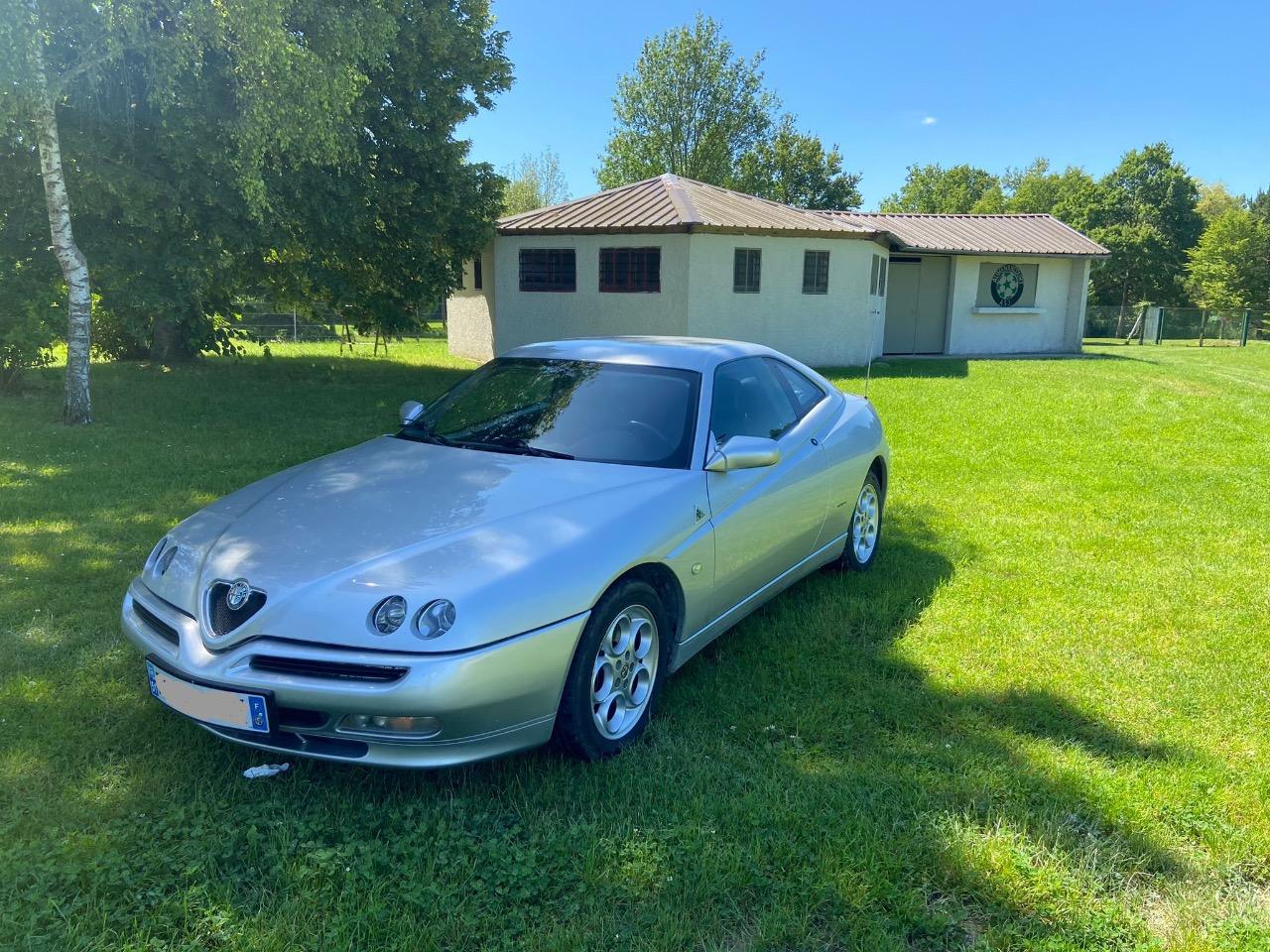 ALFA ROMEO GTV 916 - 1998 LesAnciennes.com