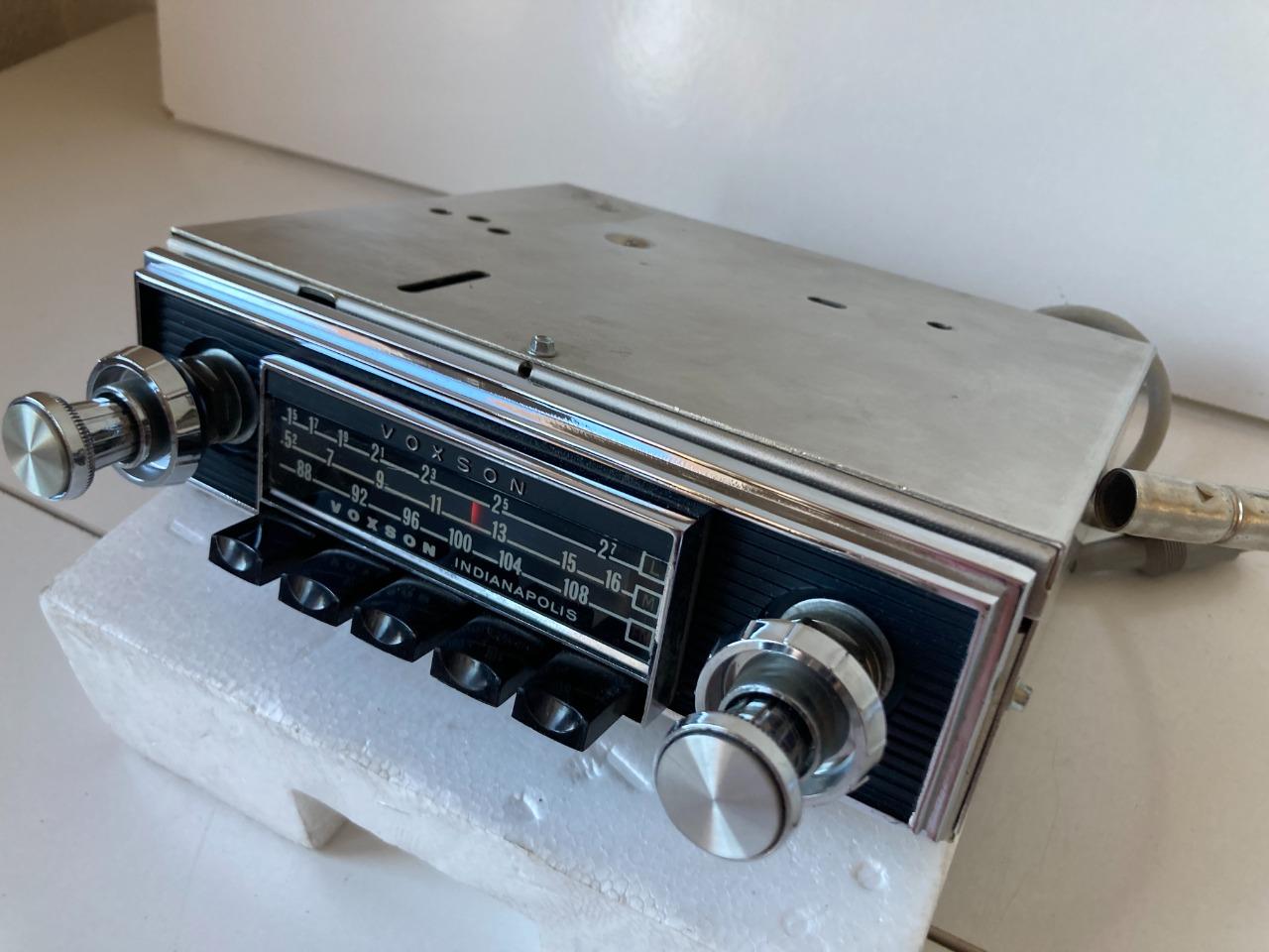 Autoradio Voxson Indianapolis LesAnciennes.com