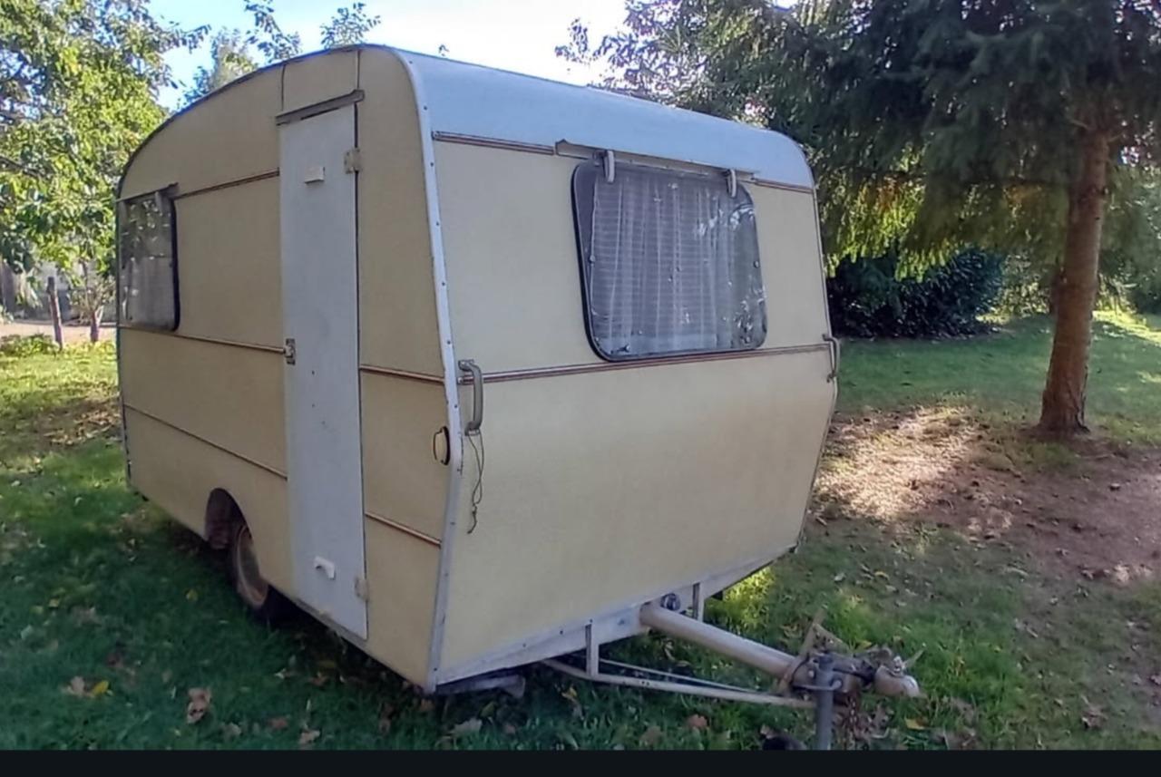 CARAVANE ANTEM Montana 330 - 1970 LesAnciennes.com
