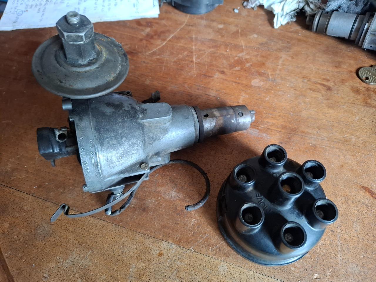 JAGUAR MK1 en 2.4l un allumeur DMBZ LesAnciennes.com