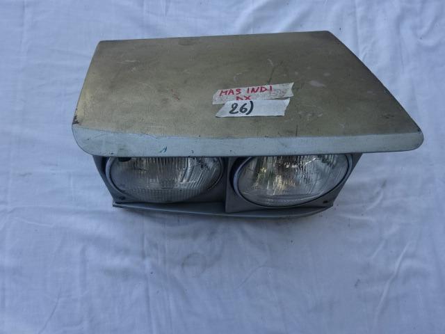 Phares droit complet avec boîtier Maserati Indy LesAnciennes.com