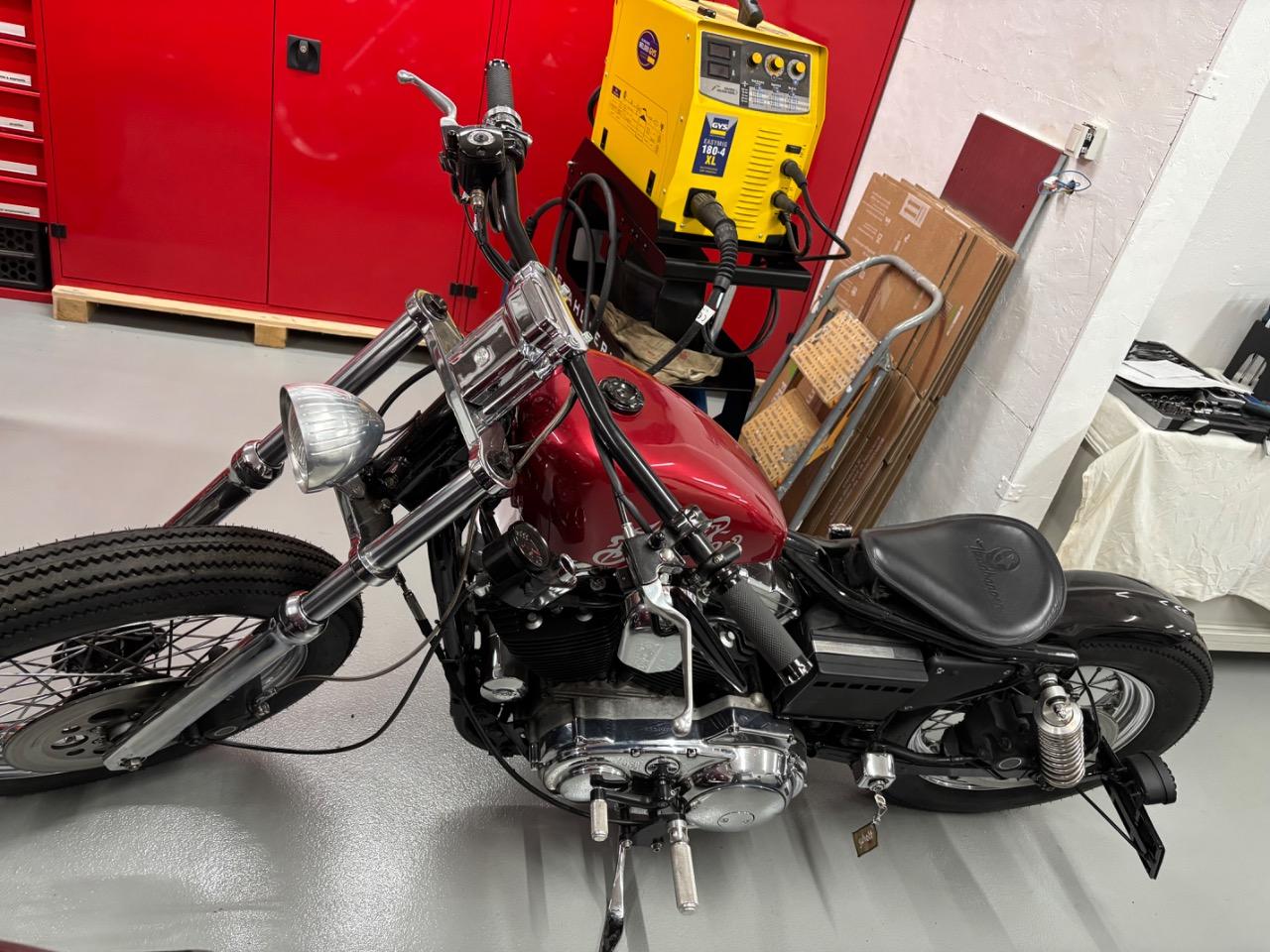 HARLEY DAVIDSON Sportster 883 - 1990 LesAnciennes.com